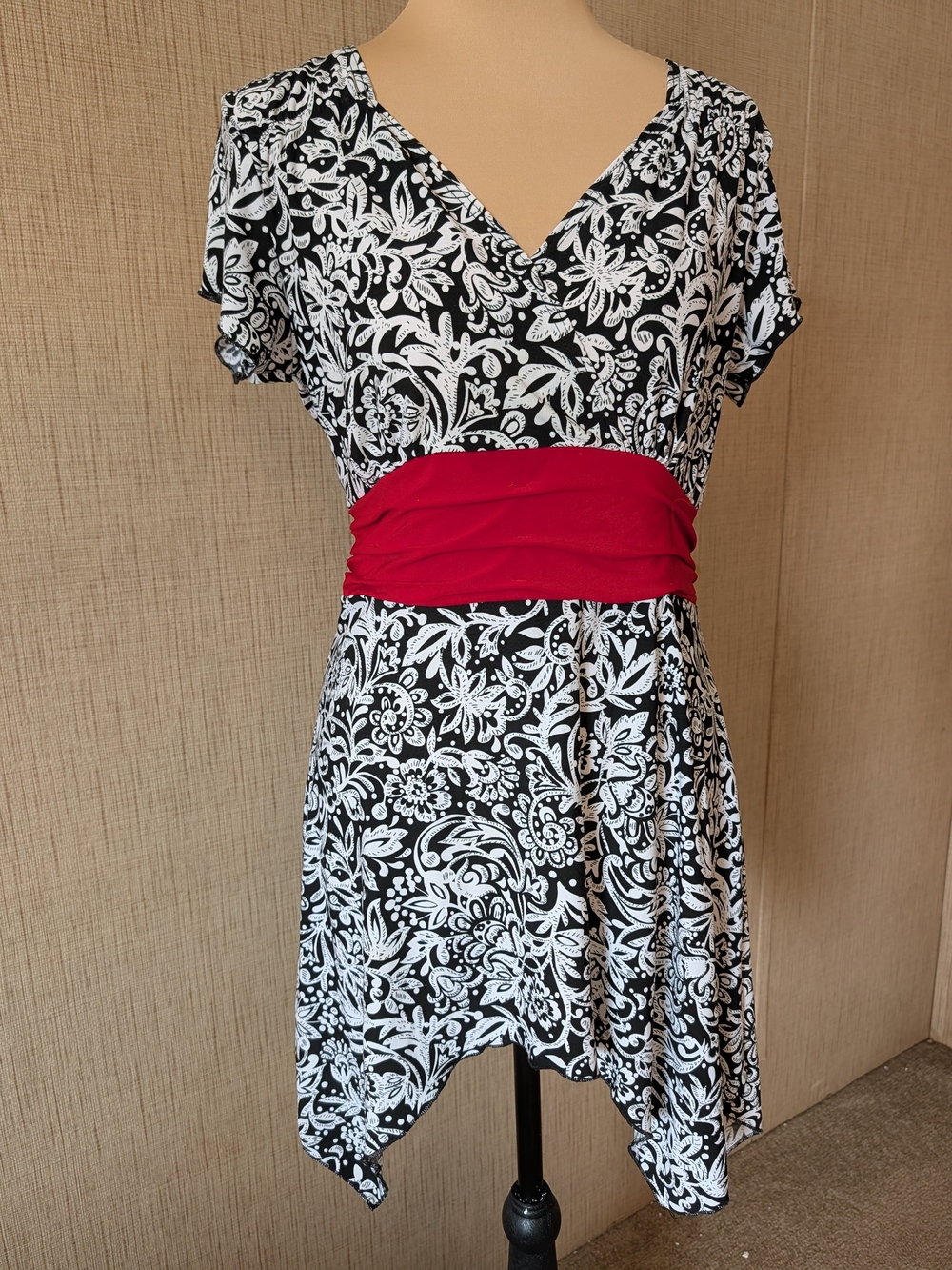 new directions Black & White Floral Tunic with Red Waistband